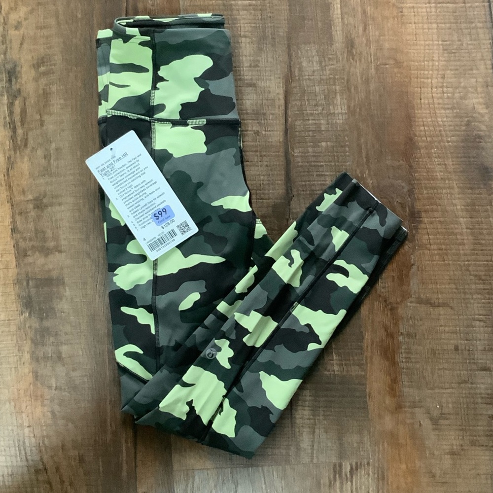 NWT Lululemon Camo Fast and Free HR Tight 25”